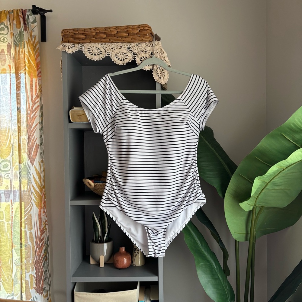 meet curve striped one piece swimsuit